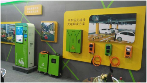 科陸攜充電設(shè)施創(chuàng)新產(chǎn)品閃耀2016中國(guó)(重慶)新能源汽車展 引領(lǐng)汽車充電設(shè)備研發(fā)新浪潮