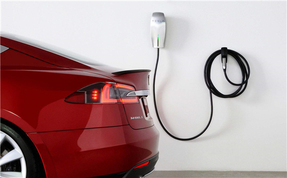 文鳳汽車10.18要聞 揭秘高管背景與年底自動(dòng)駕駛車隊(duì)計(jì)劃，兼談充電設(shè)備研發(fā)新動(dòng)向